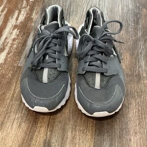 Nike Kids Dark Gray Sneakers